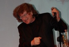 Koncert Zbigniewa Wodeckiego - przekazano 15000 sek...
