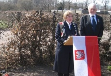 Uroczystość patriotyczno-religijna w 1. rocznicę katastrofysamolotu prezydenckiego pod Smoleńskiem,oraz w 71 rocznicę Zbrodni Katyńskiej...
