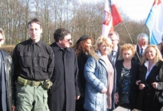 Uroczystość patriotyczno-religijna w 1. rocznicę katastrofysamolotu prezydenckiego pod Smoleńskiem,oraz w 71 rocznicę Zbrodni Katyńskiej...