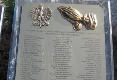 Uroczystość patriotyczno-religijna w 1. rocznicę katastrofysamolotu prezydenckiego pod Smoleńskiem,oraz w 71 rocznicę Zbrodni Katyńskiej...