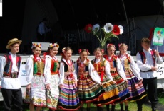 Zespól ”Kwiaty Polskie” w Inauguracyjnych obchodach w Szwecji 100 Rocznicy