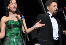 Artyści i koncerty w Inauguracyjnych obchodach 100 Rocznicy - Folkets Park...
