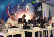 XXVIII Forum Ekonomiczne...