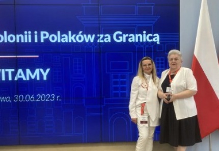 Drugi dzień VI Światowego Zjazdu Polonii w KPRM i spotkanie z Parą Prezydencką RP...