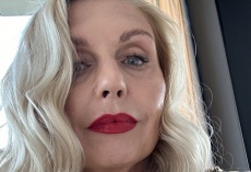 Izabela Hissan VD Miss Polonii Sweden w konkursie Kwiat Dojrzałości 2024...
