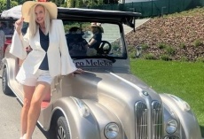 Izabela Hissan VD Miss Polonii Sweden w konkursie Kwiat Dojrzałości 2024...