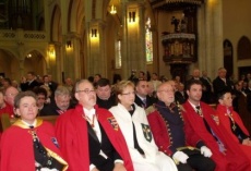 Elizabeth Blania Kacprzyk
prezes Polka International została Dama Zakonu Swietego Jerzego...