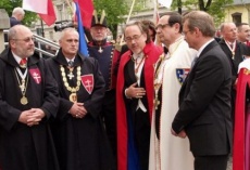 Elizabeth Blania Kacprzyk
prezes Polka International została Dama Zakonu Swietego Jerzego...